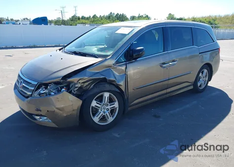 2013 Honda Odyssey Touring/Touring Elite from USA, damaged, VIN 5FNRL5H92DB066846